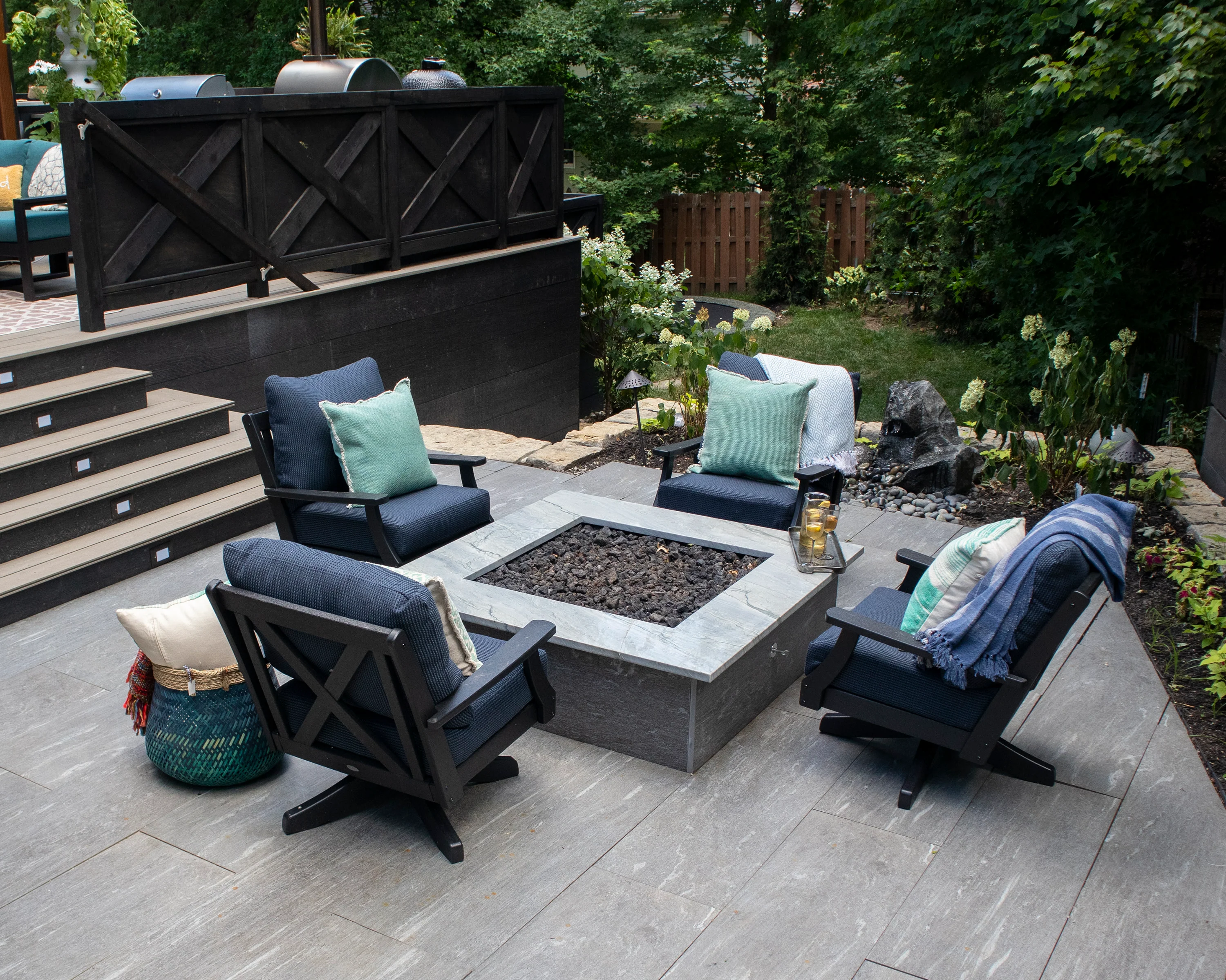 Braxton Deep Seating Swivel Chair - Image 3