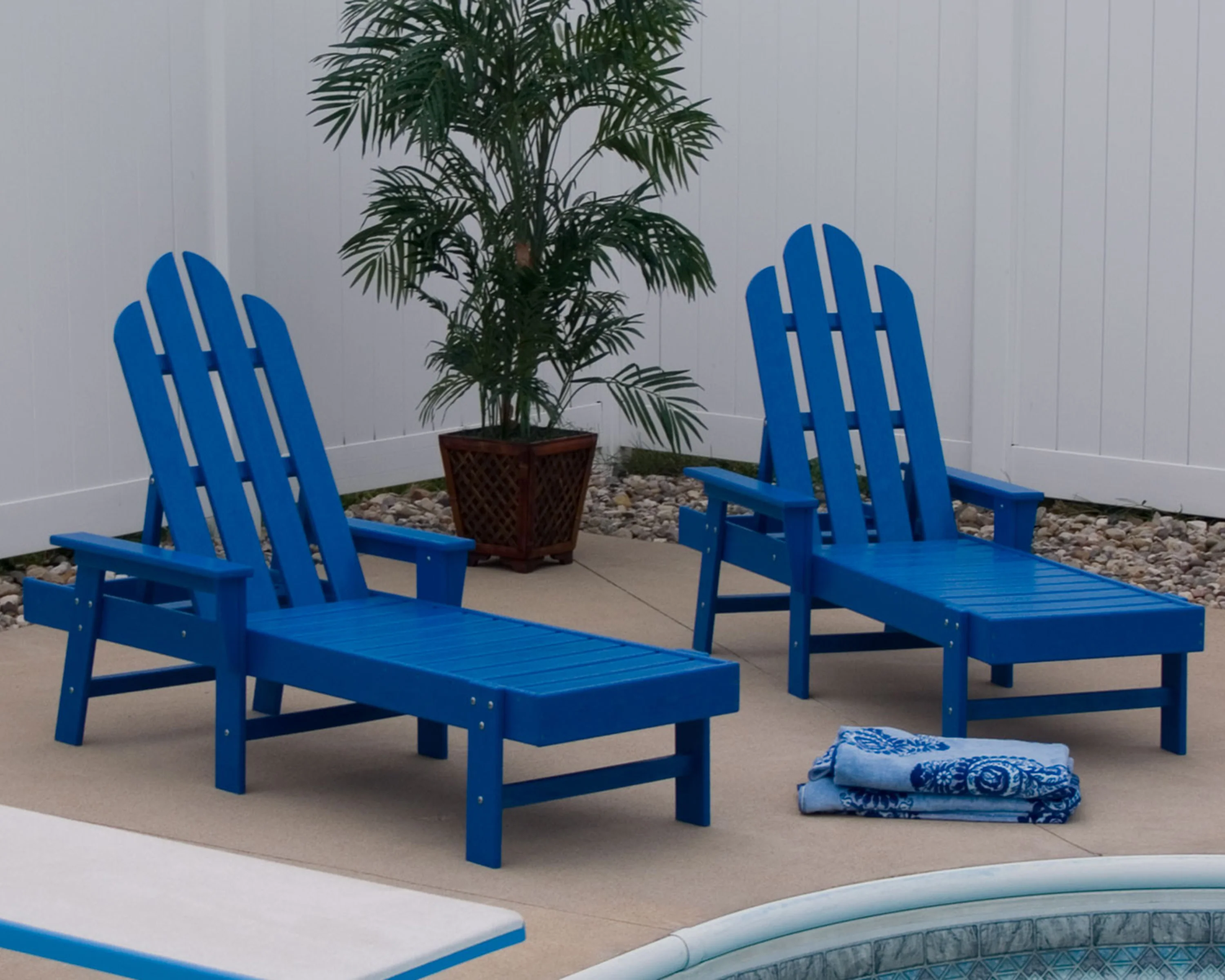 Long Island Chaise - Image 3