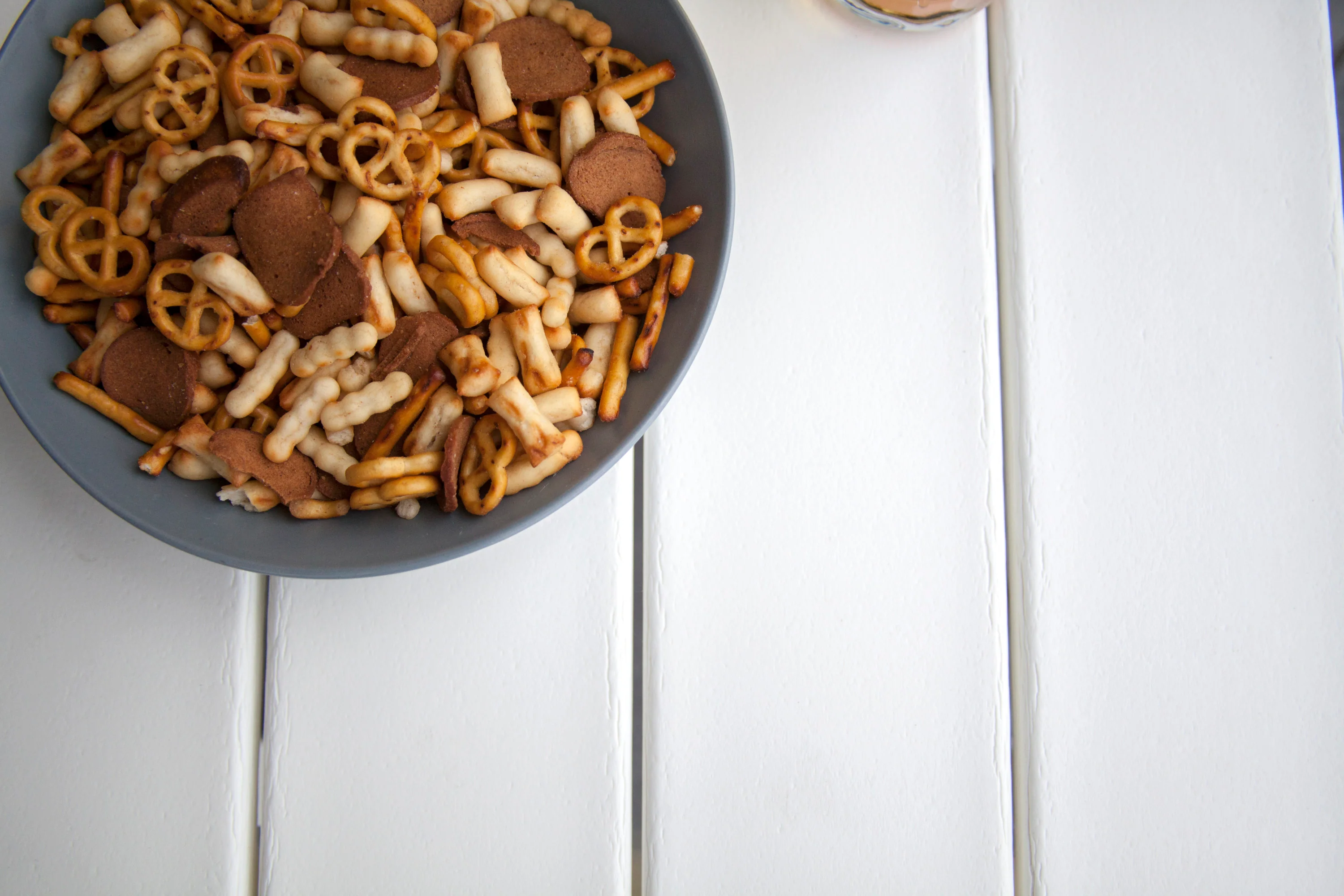 Newport 22" x 36" Coffee Table - Image 7