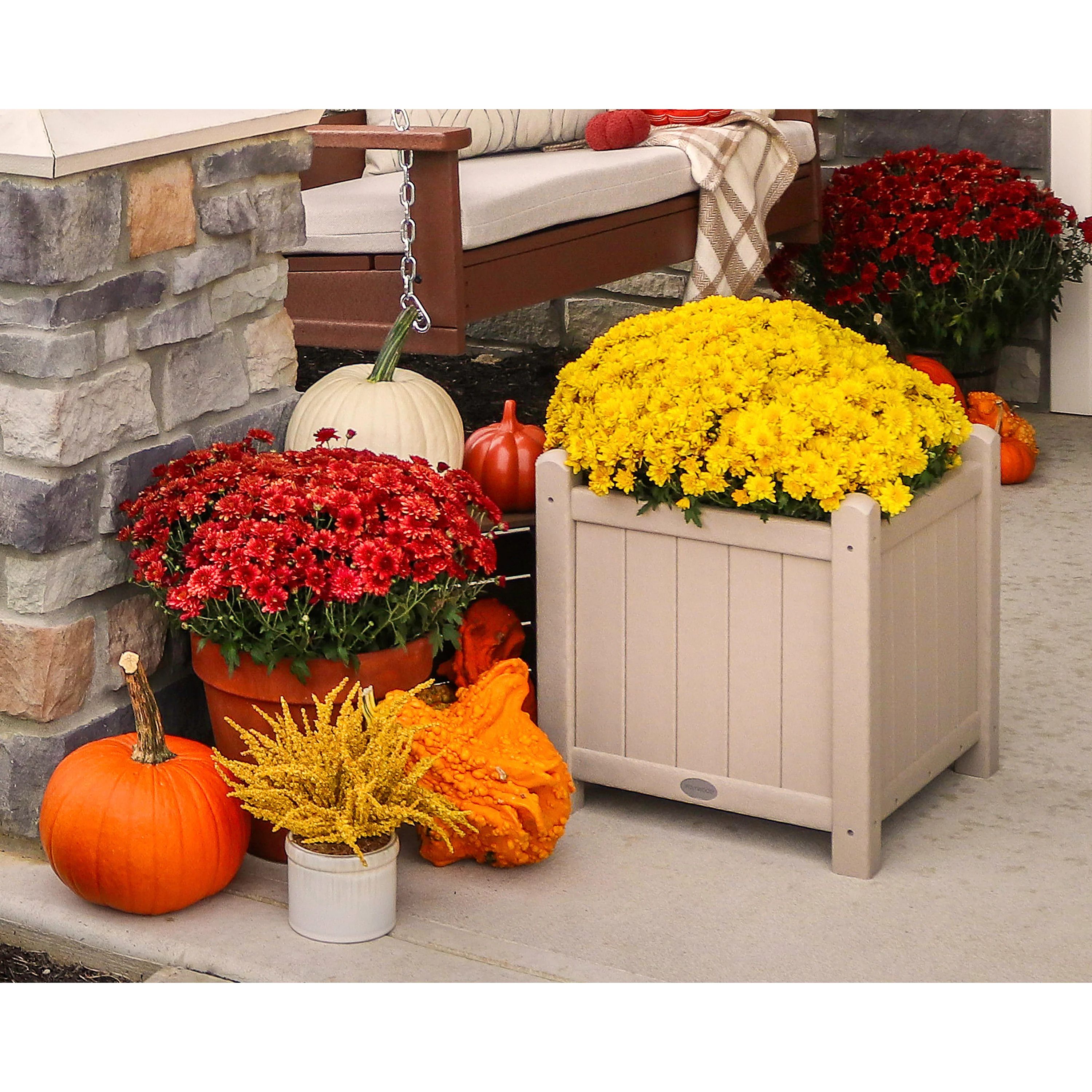 Traditional Garden 16" Planter - Image 9