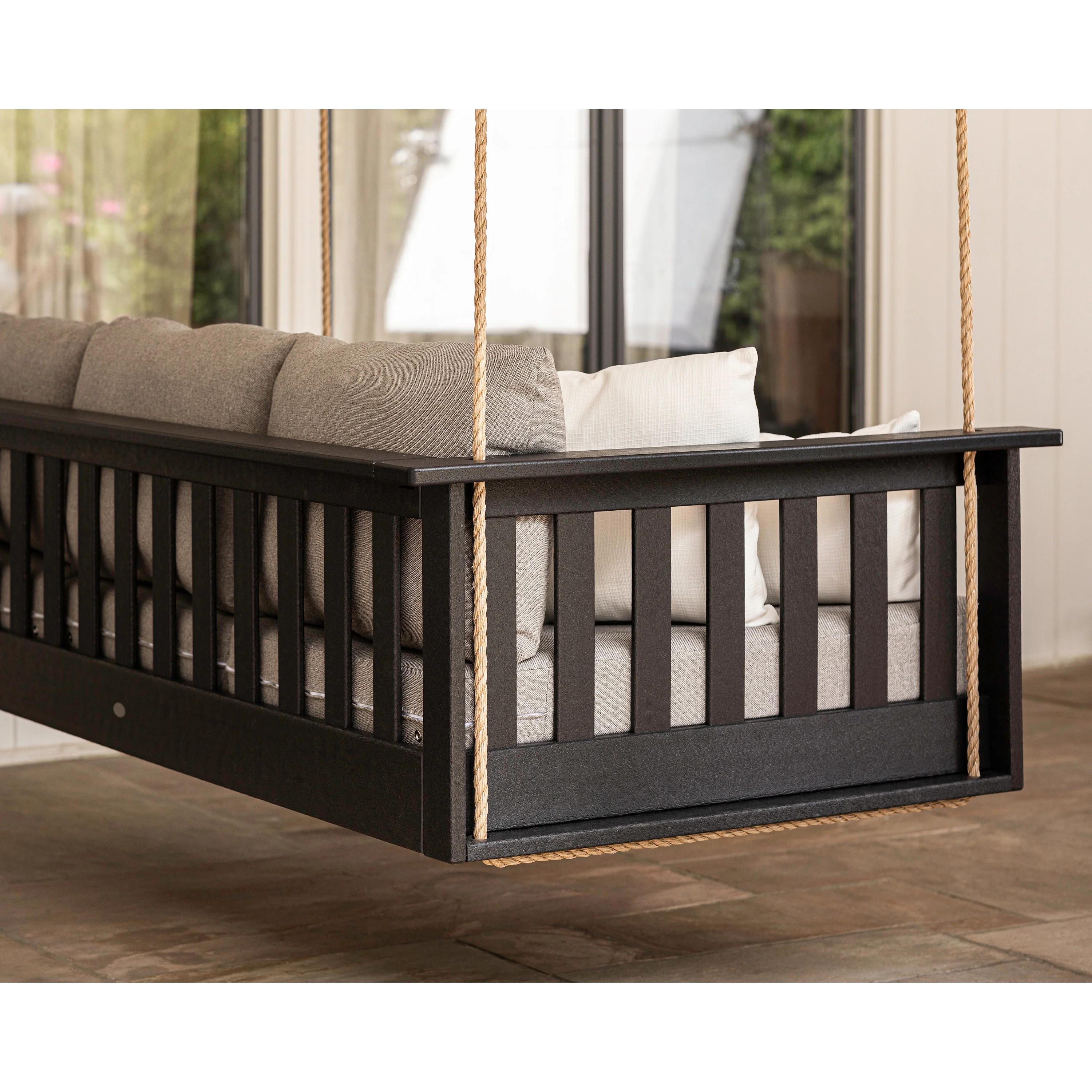 Vineyard Daybed Swing - Image 3