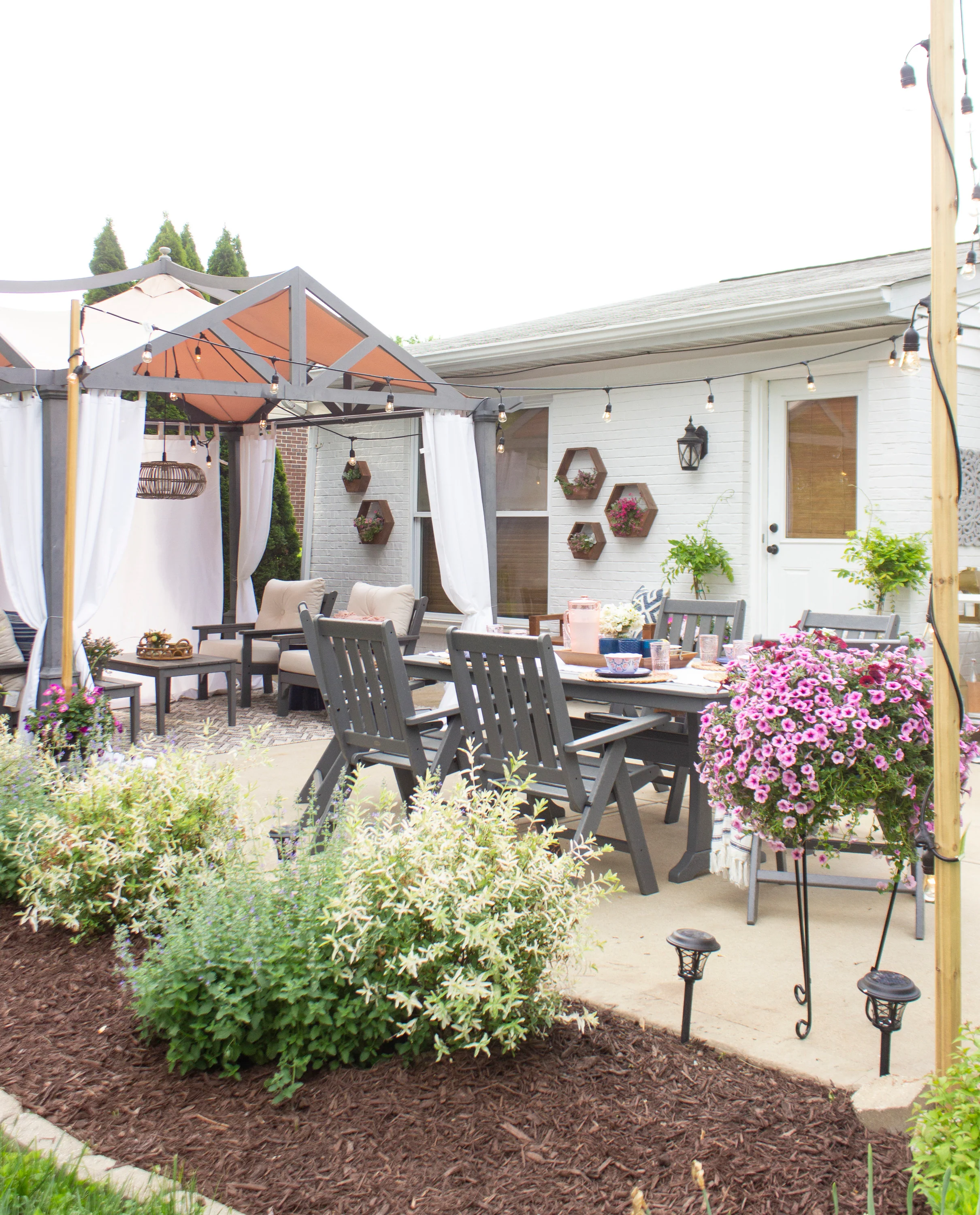 Vineyard Folding Chair 7-Piece Dining Set with Trestle Legs - Image 6