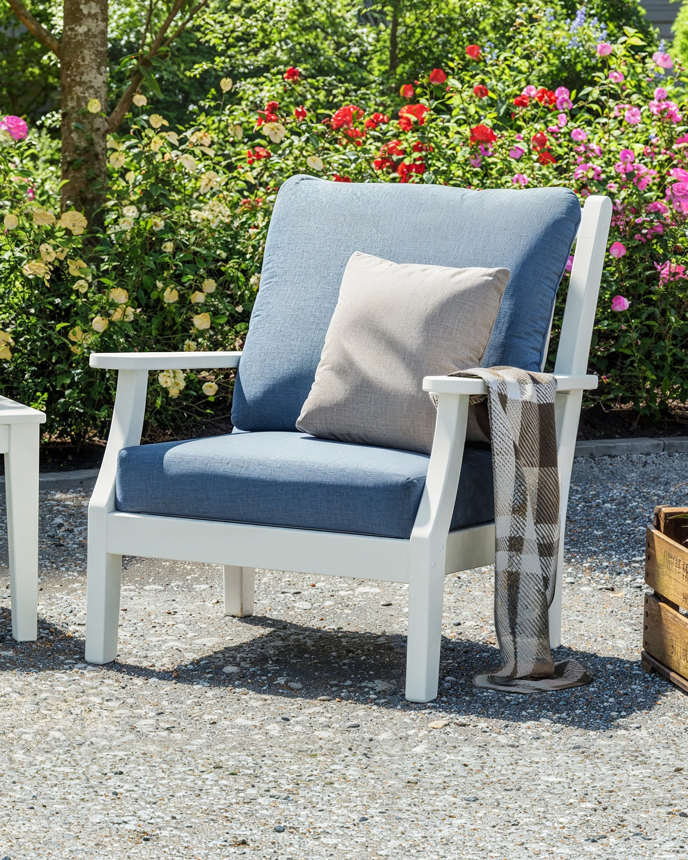 Wovendale Deep Seating Chair - Image 3